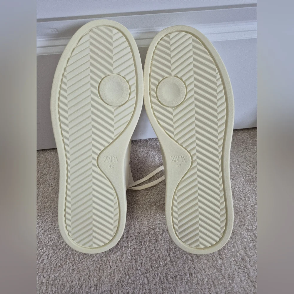 NWT ZARA sneakers, Men's, Size US 9 - Picture 6 of 6